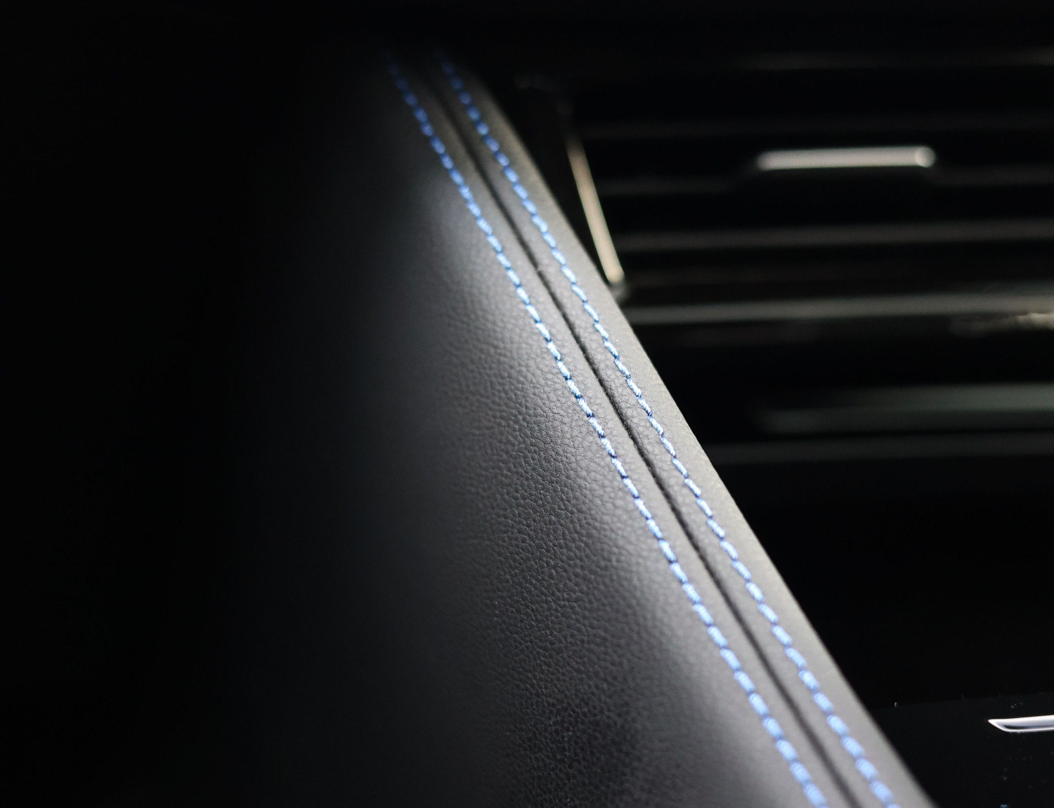 Volkswagen Touareg R eHybrid 4Motion