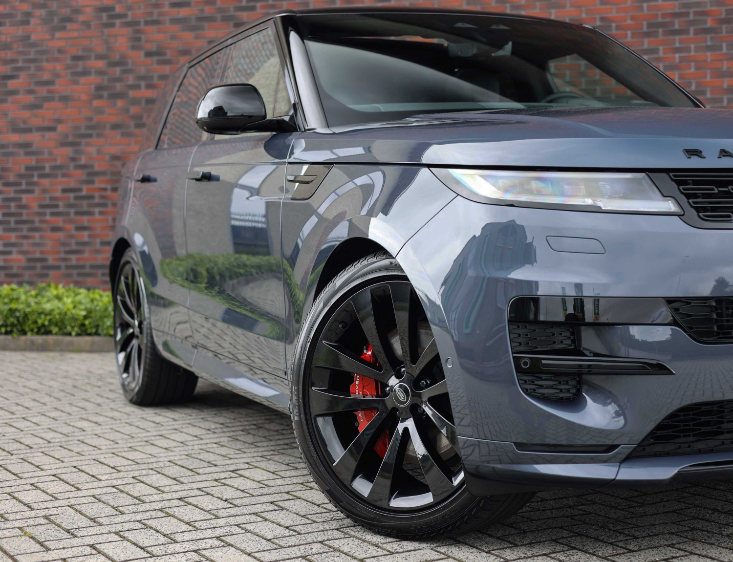 Land Rover Range Rover Sport P510e Autobiography