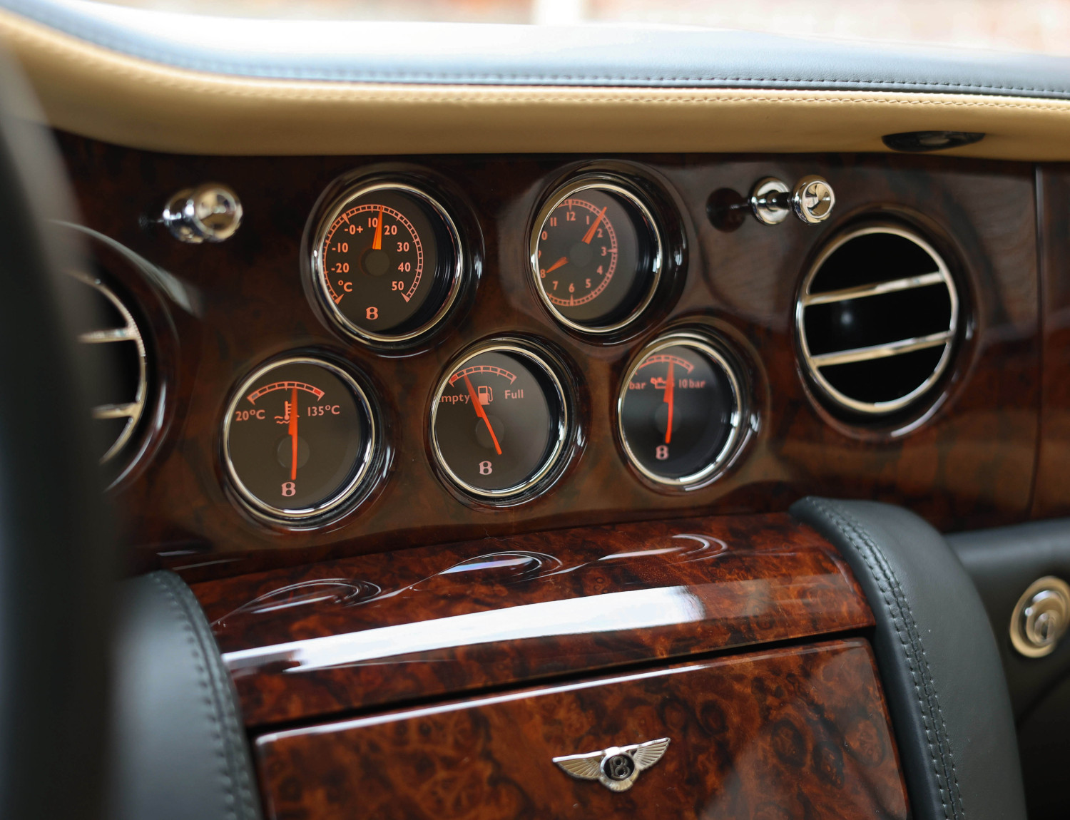 Bentley Brooklands 6.75 V8