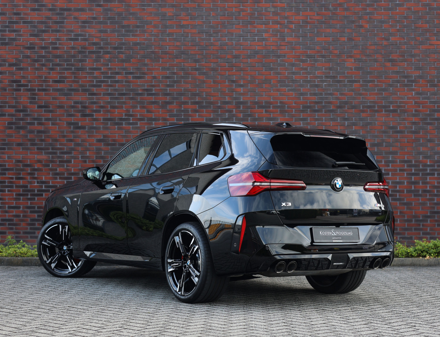 BMW X3 M50