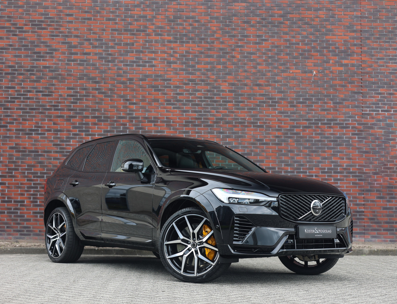 Volvo XC60 T8 AWD Polestar Engineered