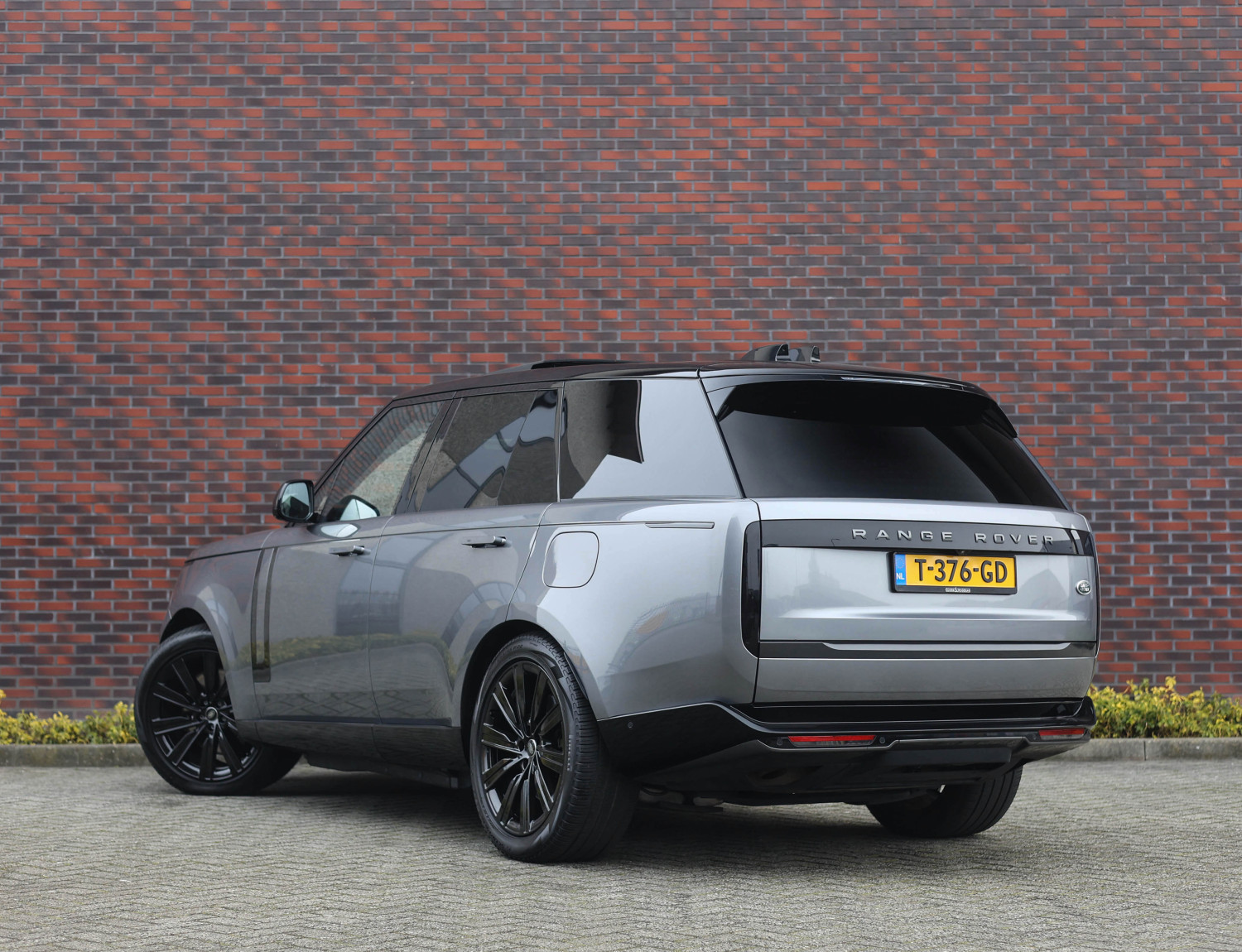 Land Rover Range Rover P510e HSE