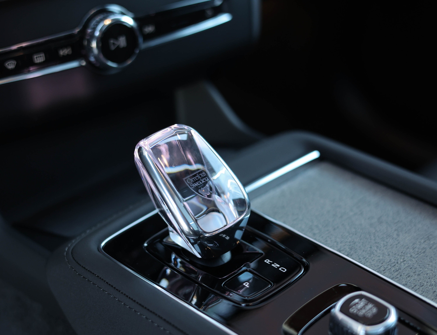 Volvo XC90 2.0 T8 AWD Ultra Dark