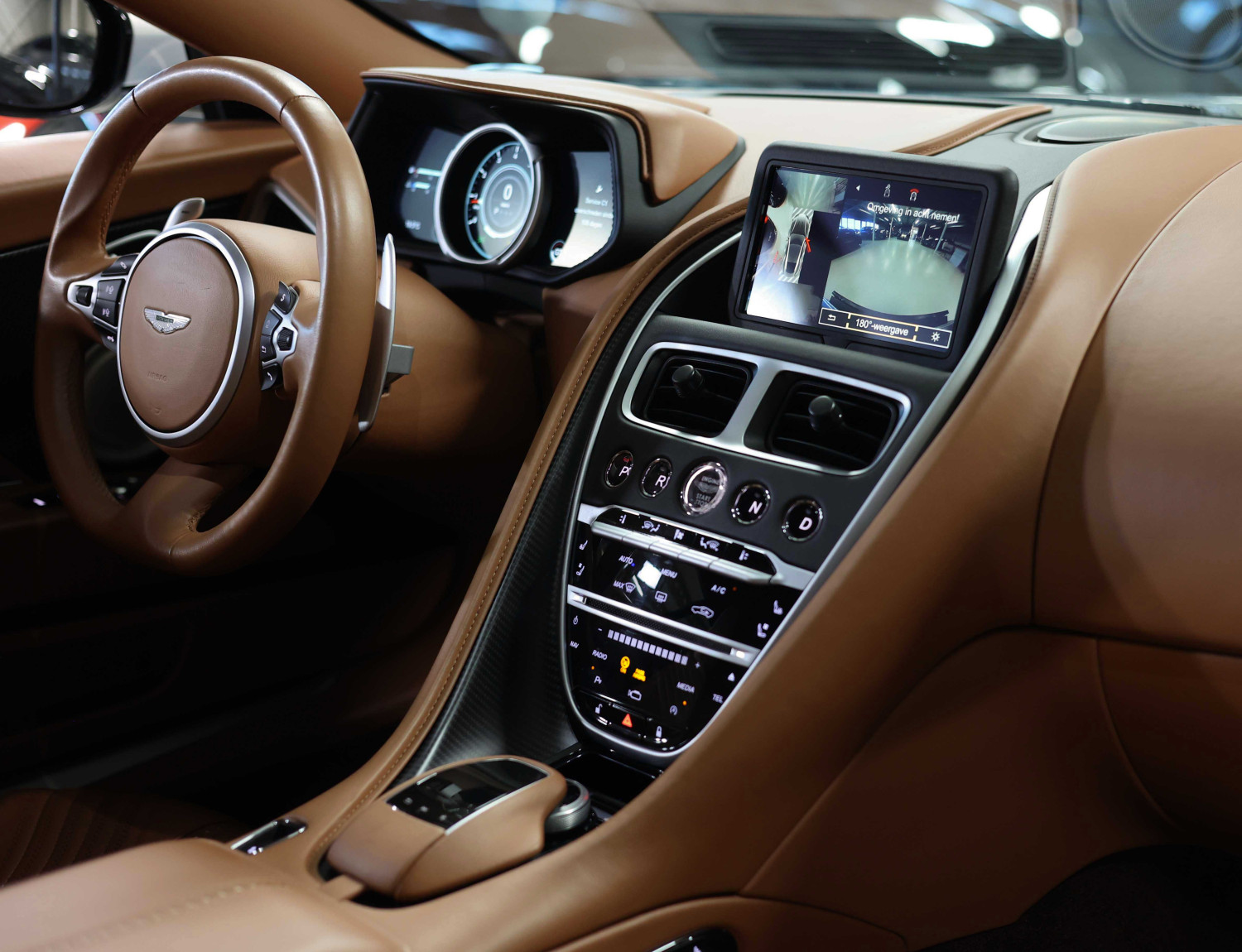Aston Martin DB11 4.0 V8